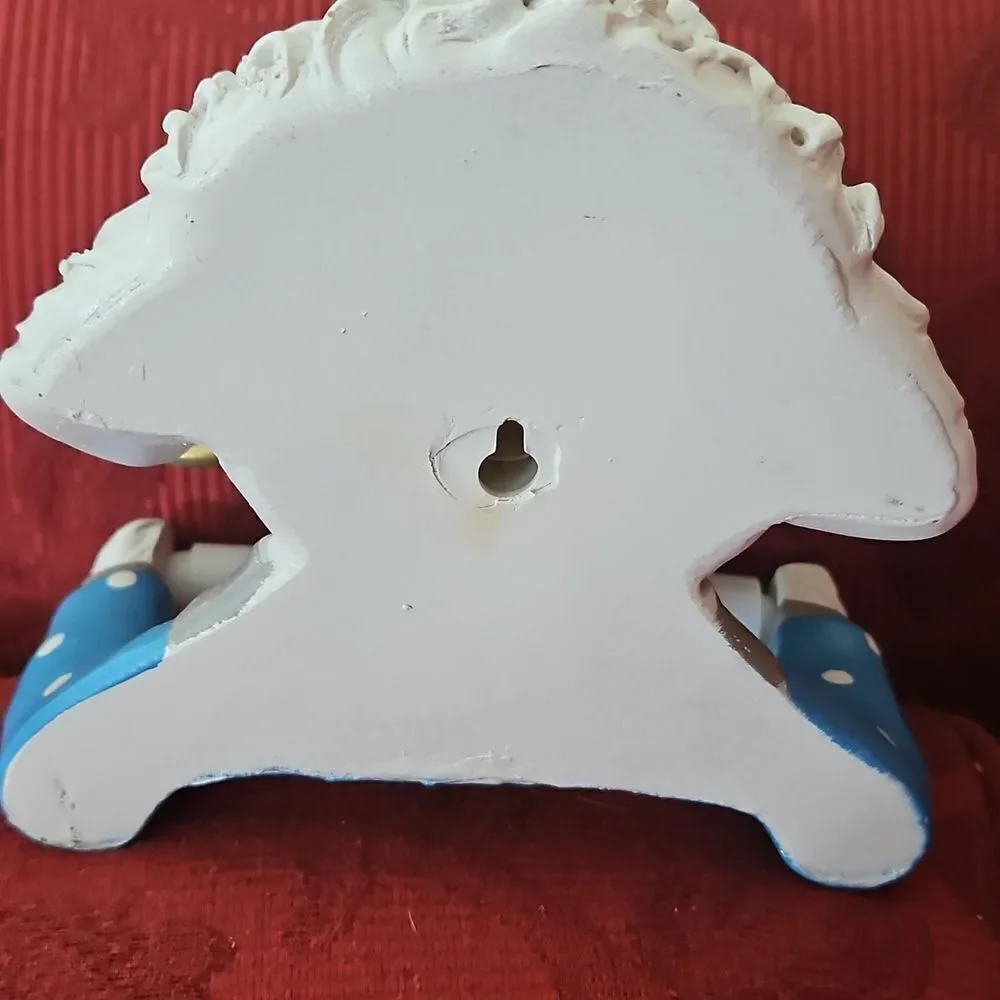 NWOT Ceramic Dog Toilet Paper Holder